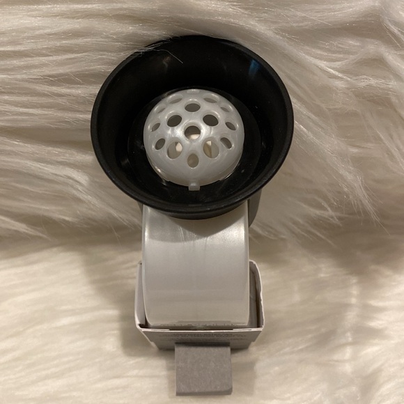 “Black Flare Nightlight” Wallflower Fragrance Plug, Bath & Body Works NWT-Sealed - Picture 7 of 8